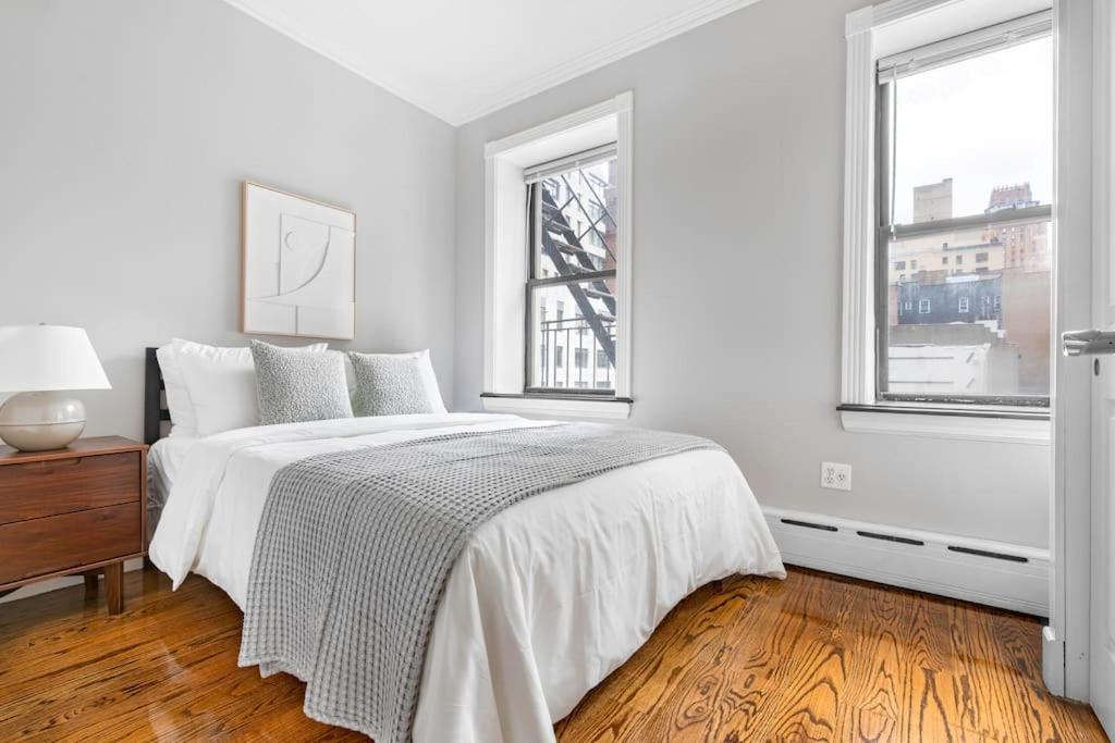 Gorgeous & Bright 3Bdr & 1Bth In Midtown Manhattan Nueva York Exterior foto
