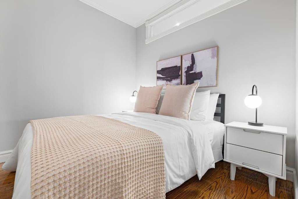 Gorgeous & Bright 3Bdr & 1Bth In Midtown Manhattan Nueva York Exterior foto